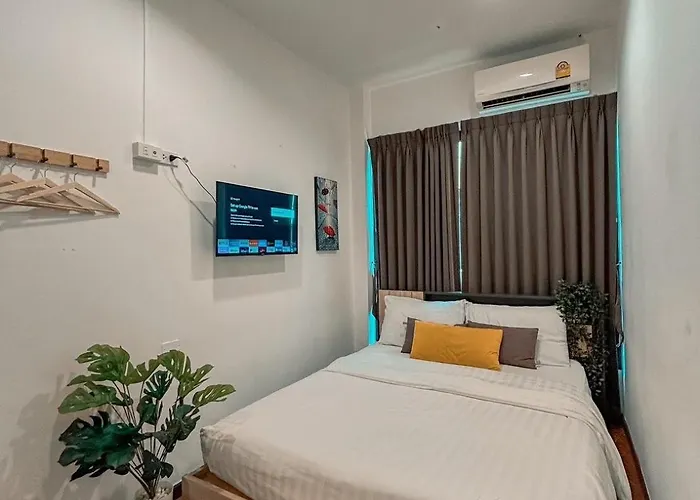 Click Hostal Bangkok