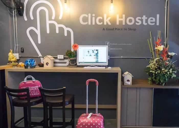 Click Hostal Bangkok