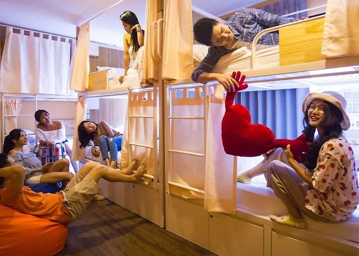 Click Hostel Bangkok