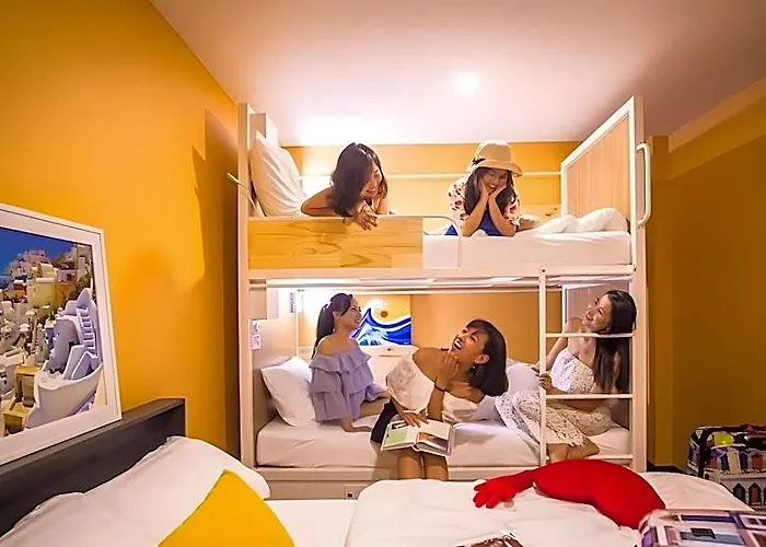 Click Hostal